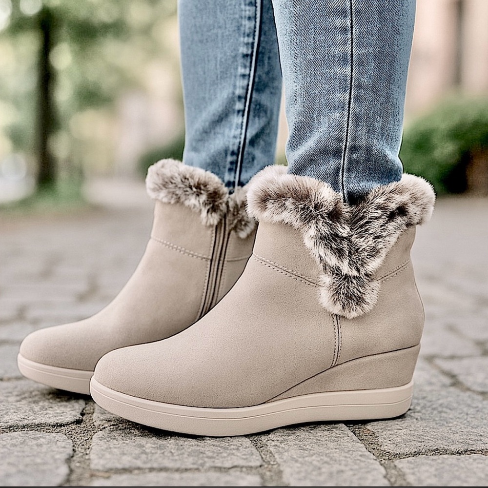 NWOT SERRA Genuine Suede Ankle Boots in Grey with faux fur  Size 8 - Picture 3 of 8